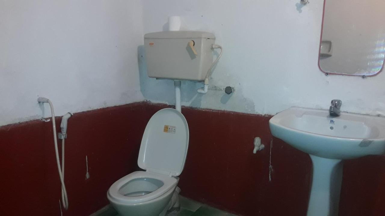 Colonial Surfing Villa Hostel & Home Stay Midigama East Dış mekan fotoğraf