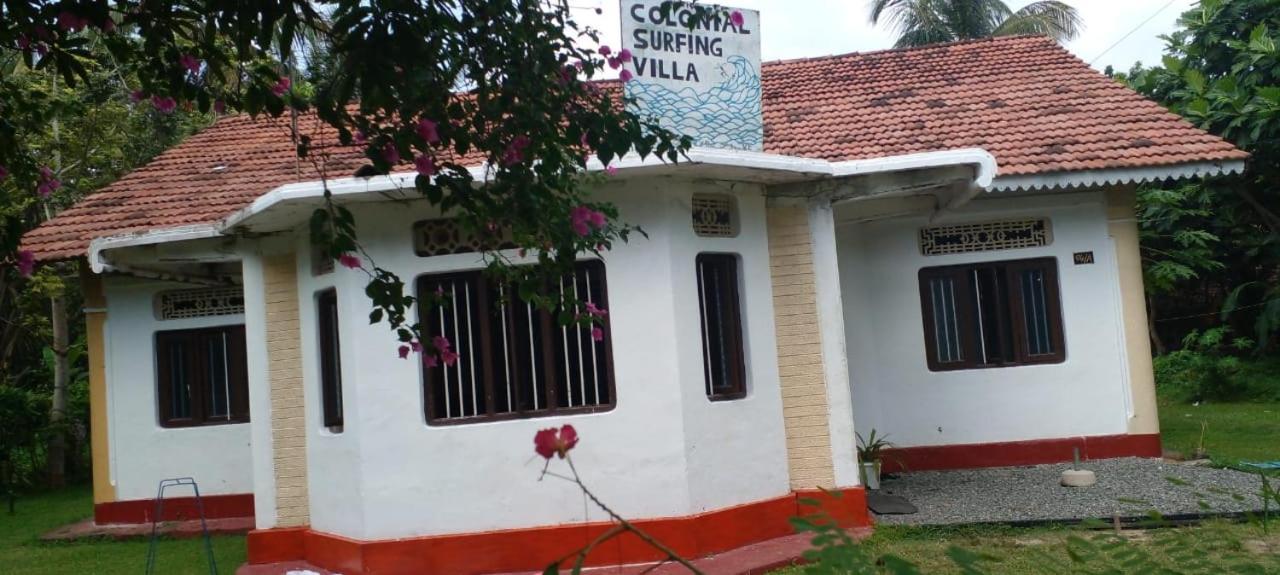 Colonial Surfing Villa Hostel & Home Stay Midigama East Dış mekan fotoğraf